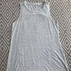 Athleta keyhole back tank
